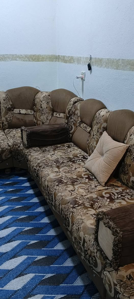 ديوان للبيع 350
***********
