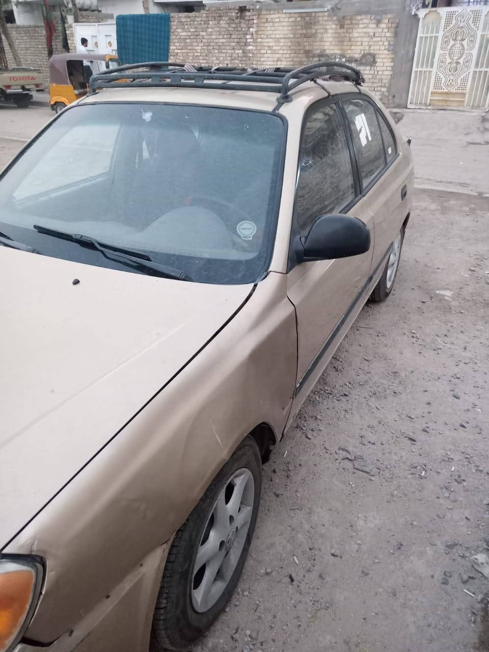 السلام عليكم للبيع سيارة اكسنت موديل ٢٠٠٣ مكينة مكفول كير مكفول تبريد ثلج تخم تاير جديد مكان بغداد حي اور ام الكبر والغزلان السعر ٣٠ ورقة وبيهة مجال الرقم ***********
