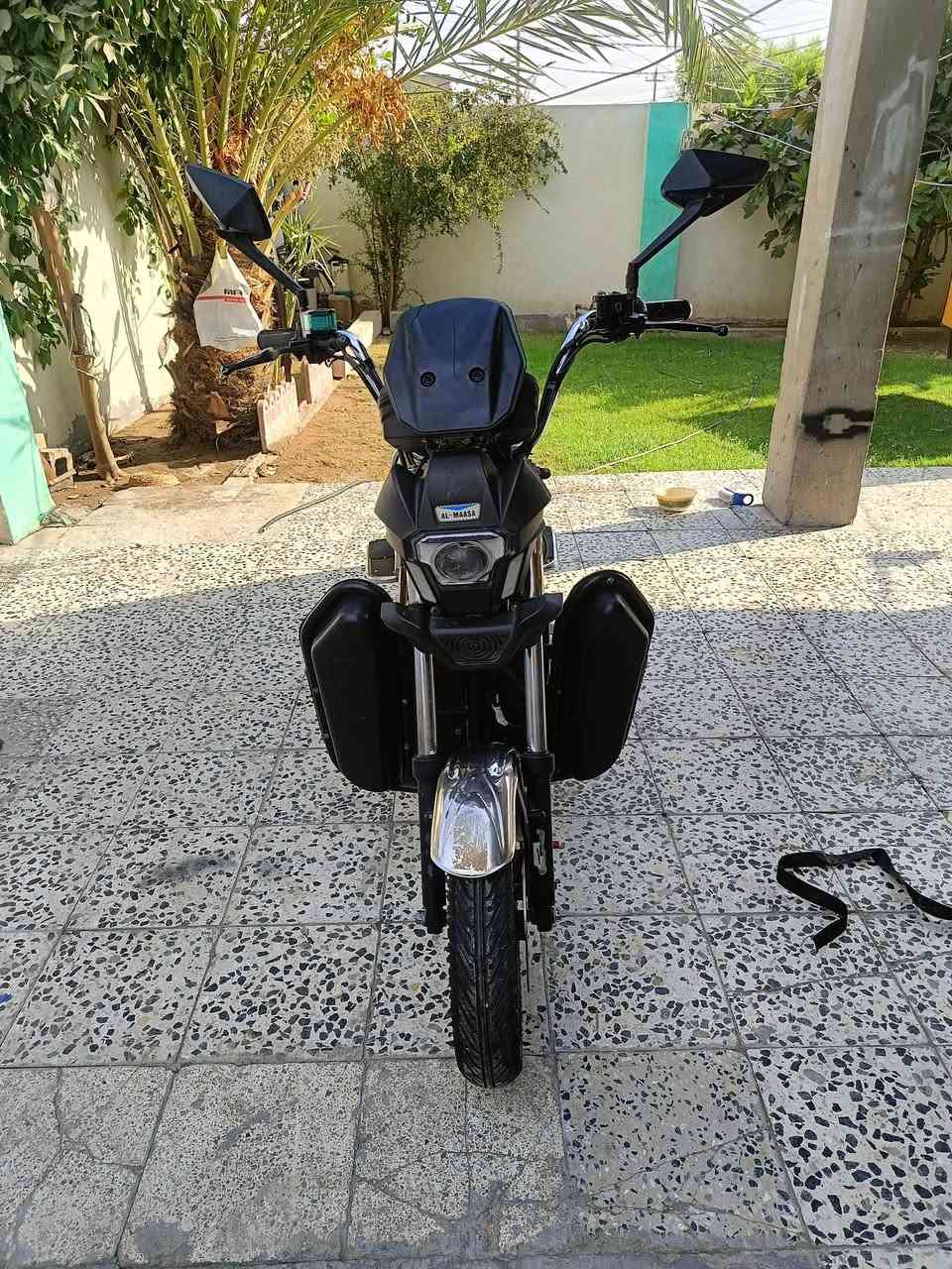 جبلي شرط الفحص تخم تاير ابريك هورن كله شغال بطارياته فول بس بيهن نفخه بسيطه السعر 375 وبي مجال شراي اتصل ***********
