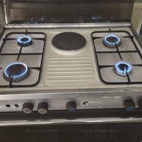طباخ عشتار • نضيف • فرن شغال