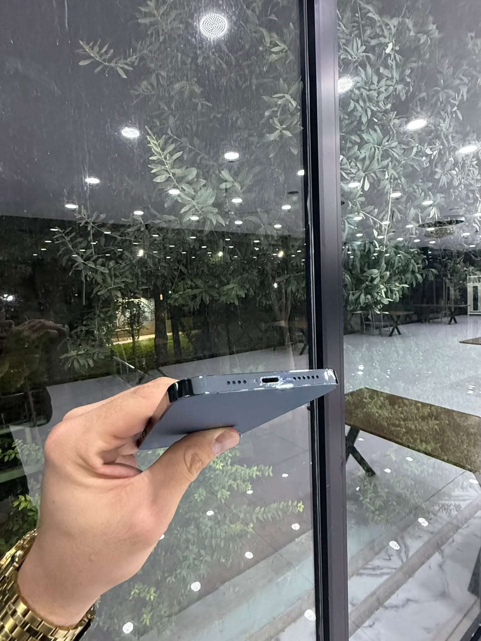 آيفون ١٢ برو ماكس • ٢٥٦ جيجا • حالة ٩٧٪