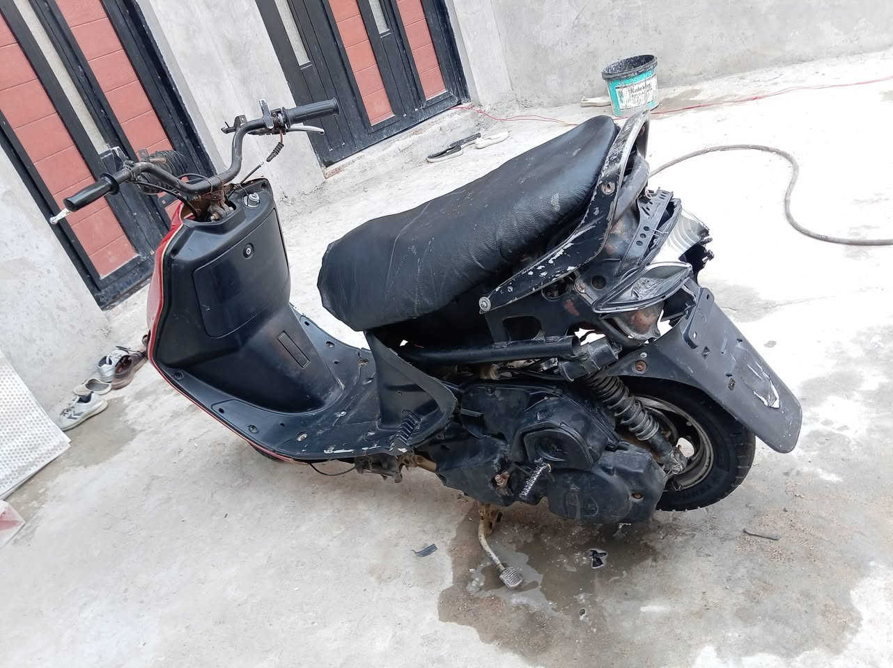 السلام عليكم دراجه فراشه للبيع سعر 300 وبيها مجال مكاني بصره والخصيب مهجران قرب مدرسه الشمس حياكم الله *********** هذا رقمي
