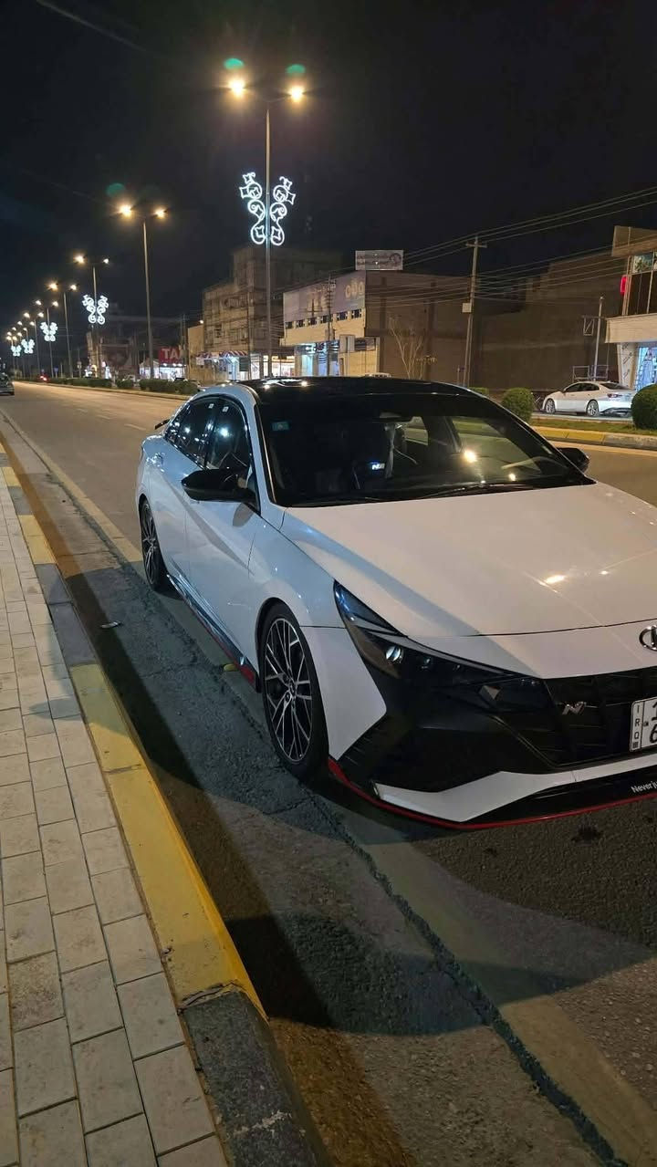 للبيع أو المراوس
N 2033 حادث جاملغ وربع البنيد بدون دواخل ماشية ٤٣ ميل 
مكان السيارة كربلاء سعرها مناسب للتواصل 
***********
