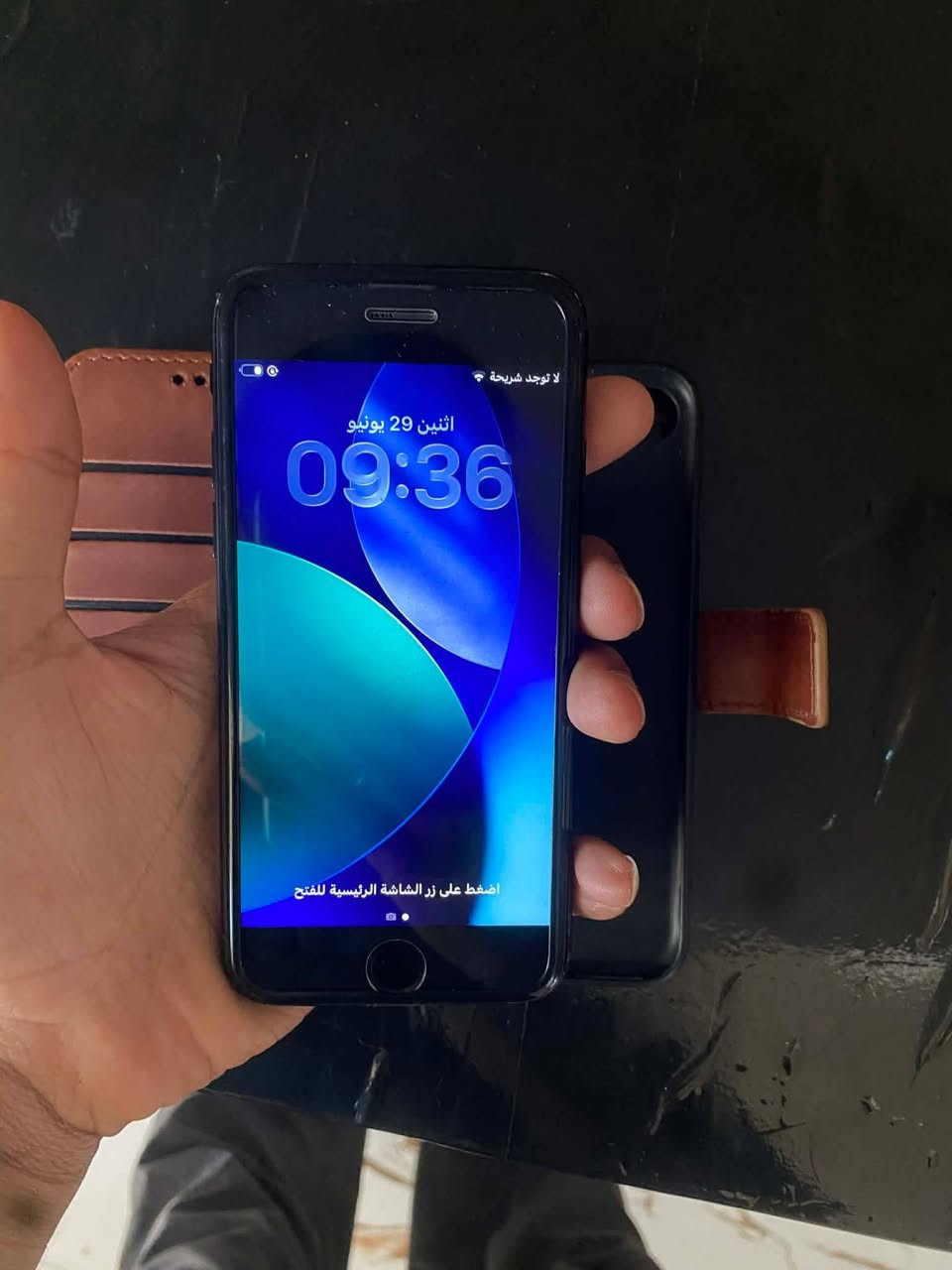 ايفون SE 3 • بطارية ٩٤٪ • قفل تنشيط