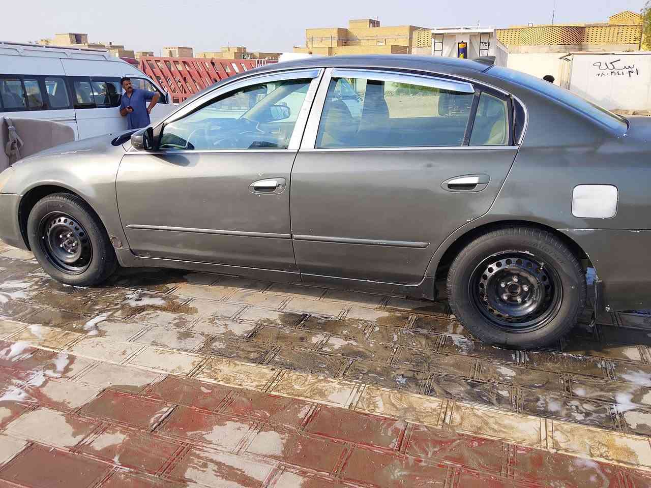 نيسان لتمه • ٢٠٠٧ • رقم نجف
