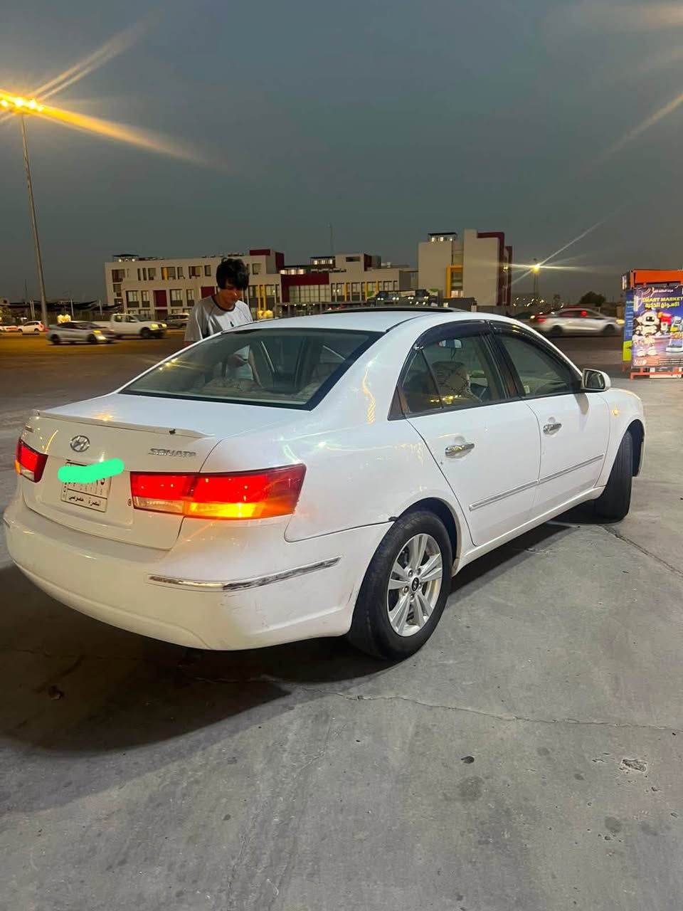 سلام عليكم سوناته 2009 لبيع  خليجي
سياره بيها باب مبدل ومصبوغ وره باب سياق مبدل ومصبوغ فقط وباقي بيها رشات صبغ وبيه باردات  مصبوغه حزام فقط   بدون ضربه مكينه 2000 دوش كير وحداده وتبريد فول سياره جاهزه ع الاخير رقم سياره بصره بسمي سنويه 28 مكان سياره بصره زبير ***********
