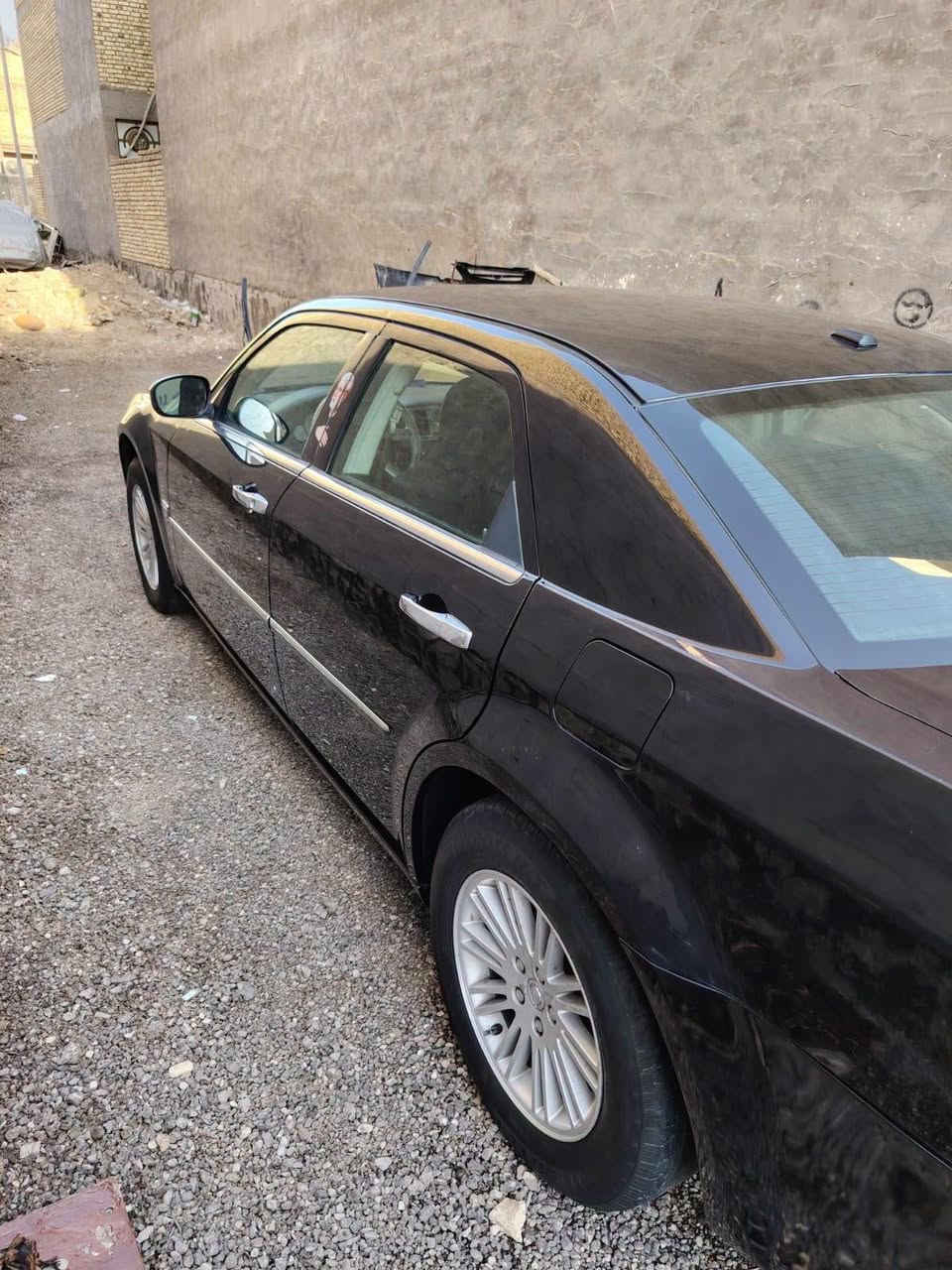 السلام عليكم لبيع او مراوس أوباما ب موديل 10اصل ٣٥٠٠ اصل اربع جوكات  اربيل بسمي تحويل شرط السياره جاهزه مكفوله من صبغ والضربه والتبديل ففط فتح باب عندي بدلت نرماده وعندي الفديو واذ مراوس ب بي واي دي حديث  سني حديث مكان السياره واسط الكوت مركز المدينه رقم الهاتف *********** السعر ١٣٣ وبيهه مجال بسيط لشراي الشراي يتصل ويدلل
