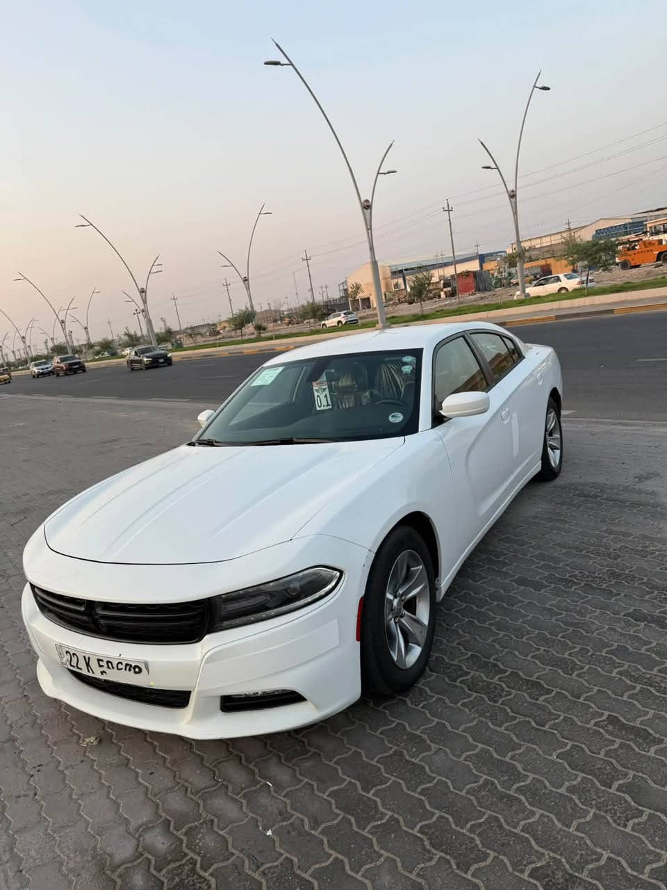 تشارجر SXT • ٢٠١٩ كنديه • ماشيه ٧٤٠٠٠ ميل