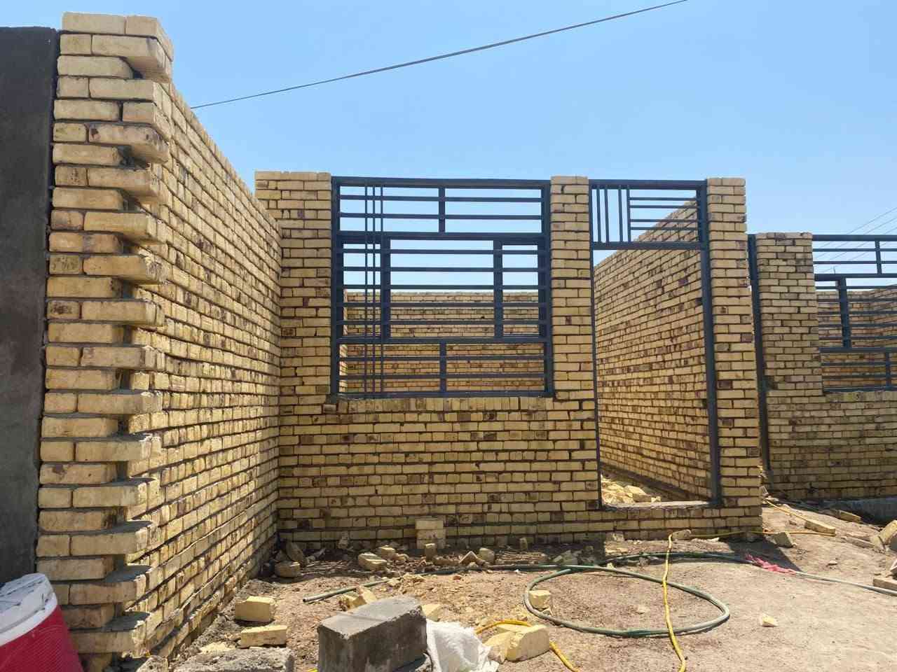 خلفه بنيان متفرق حجر طابوك بلوك فرمستون مكطوعه باليومين ***********هاذ رقمي بالخدمه وات ساب او اتصل انسب الأسعار وعمل ممتاز
