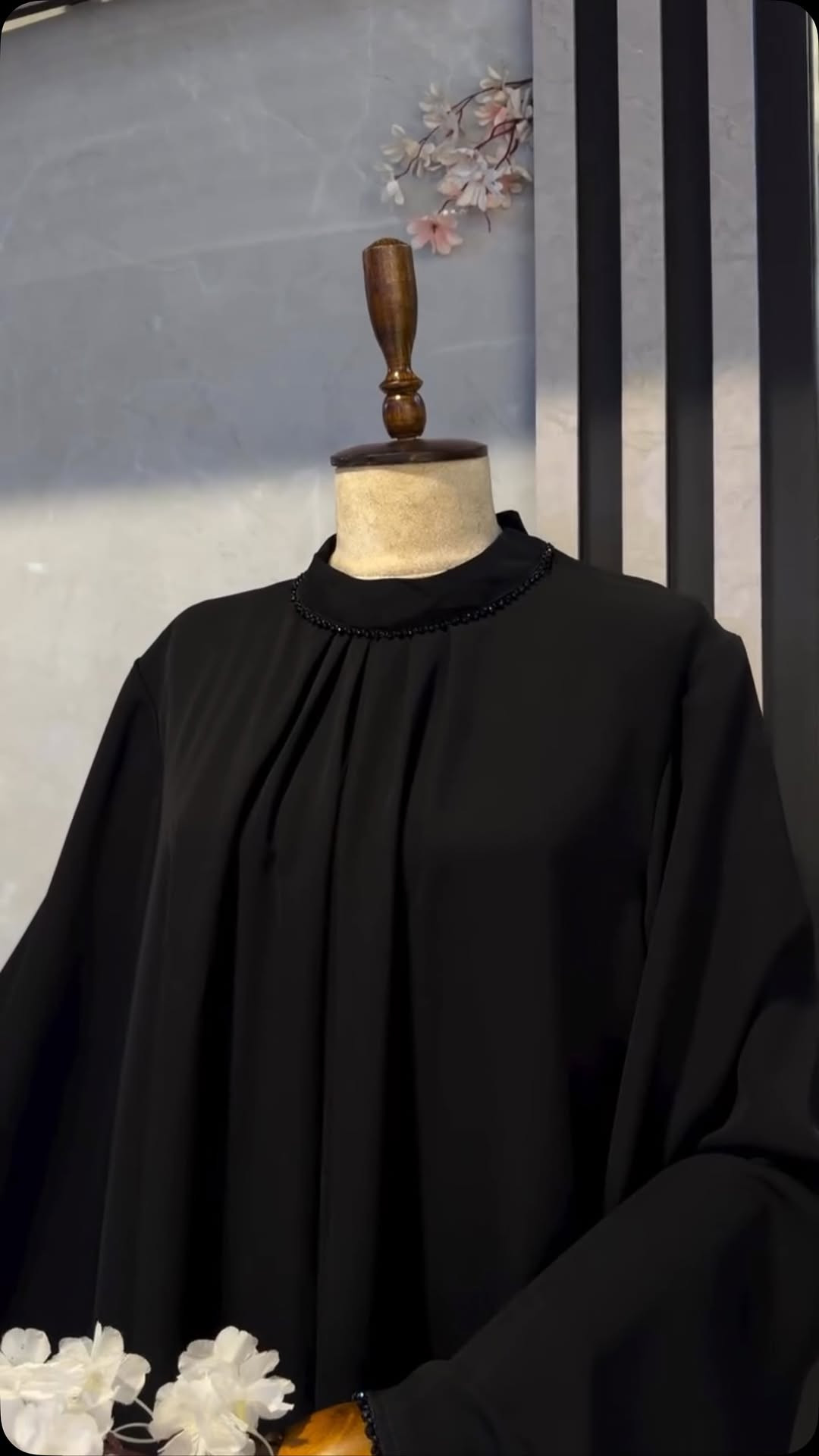 جرجيت اندنوسي • سواد فحم • مقاس S-3XL