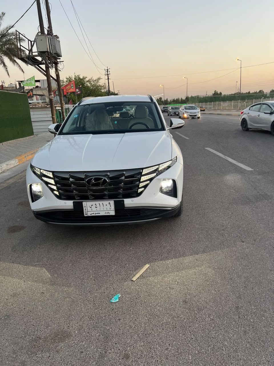 بصمه 
شاشة 
حساس امامي خلفي 
لد مانع انزلاق 
٣ انظمة قياده 
ترحيب 
تشغيل عن بعد 
مكينة ٢٠٠٠ دوش 
شاشة ديجتل 
قطعتين تبريد 
سبيرها منازل 

ماشيه 30 
السيارة لا صبغ ولا بارد
موديل 24
مكان السياره بغداد 

الاستفسار رقم ***********
