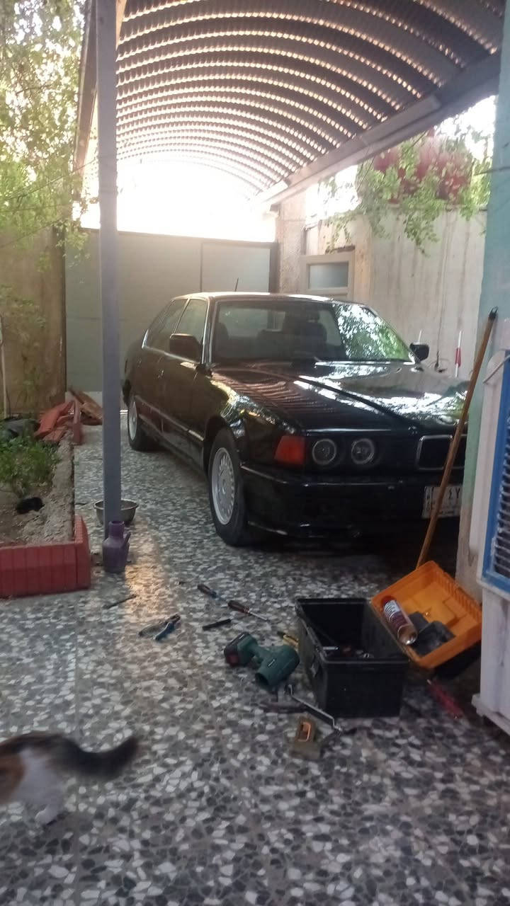 بي إم 735 • كير عادي • كربلاء
