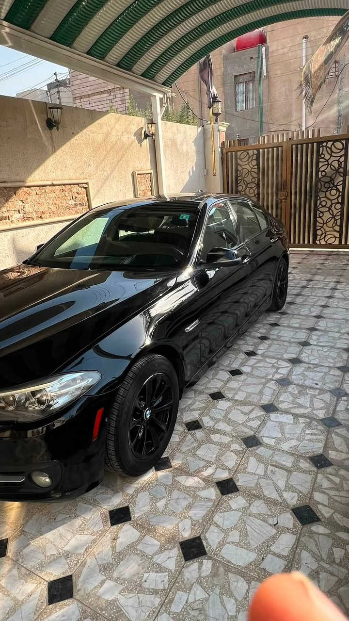 BMW F10 528i 2016
بدون حادث بدون صبغ 
وارد كندي رقم بغداد 
ماشي 90 ميل
175$
***********
