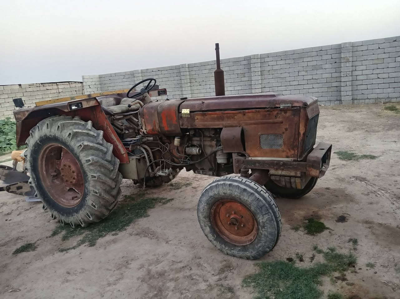 للبيع عنتر موديل 82 مكينه حلوه وجاهزه مكانها ديالى كنعان رقم بدون السعر السعر ثلاثه ونص وبيها مجال   ***********
