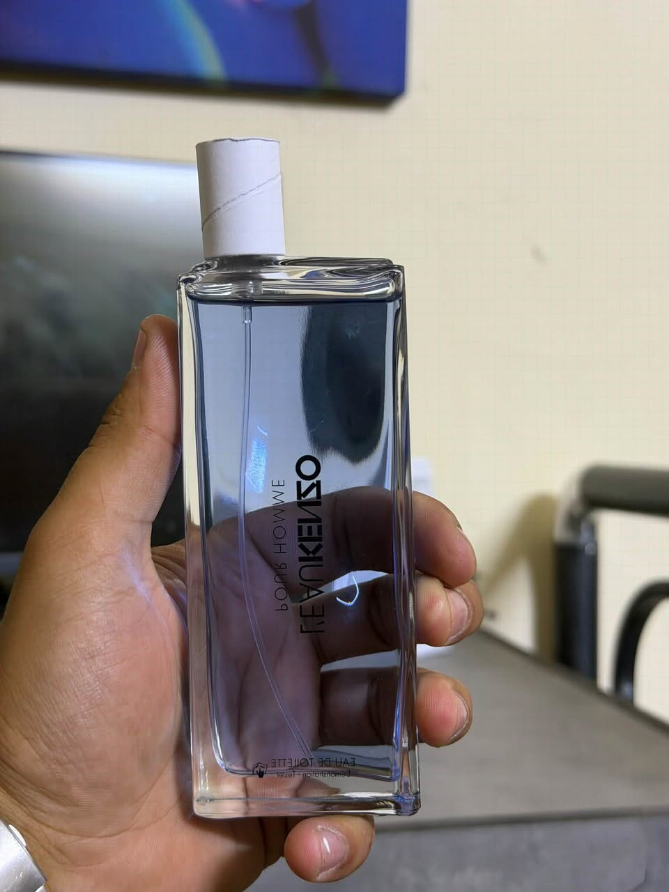 مجموعه عطور للبيع او لمراوس
1 لأسيل ديسي ايسي مياكي متبقي 40 مل بدون باكيت 35 الف 
ارمني كود يدي تواليت 75 مل متبقي 15 مل بدون باكيت 25 الف 
كينزو بور هوم تيستر معه باكيت مستخدم رشات 50 الف 
سايلنت من ايڤن مستخدم 5 مل معه باكيت 45 
اكوا ديبارما زئفرانو 180 مل بدون باكيت مستخدم 5 مل سعر 180 
خوان بيتي بغداد ابو غريب دور الحمر / مكان عملي باب شرقي قرب كراج سعدون 
*********** لاسعار بيه شي بسيط بدون احراج
