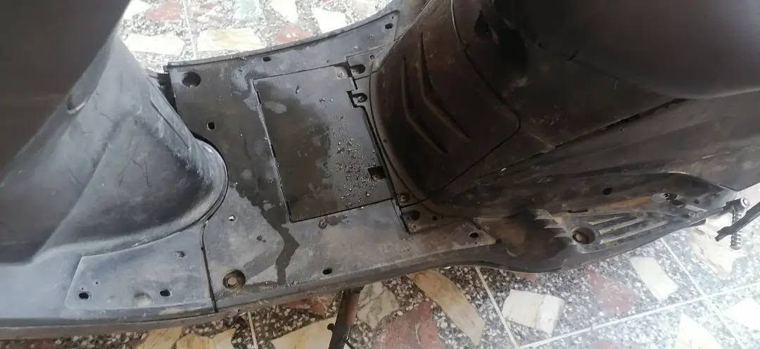 ماكس ١٤٠ دراجه شغاله سلف هندر مكينتهه ناعمه لاتبخير ولاصرف نص نكره تشتغل اللايت طافي ابيع كوم حديد سعرهه ١٧٥ وبيهه مجال قليل عنواني بغداد مدينة هاتف ***********
