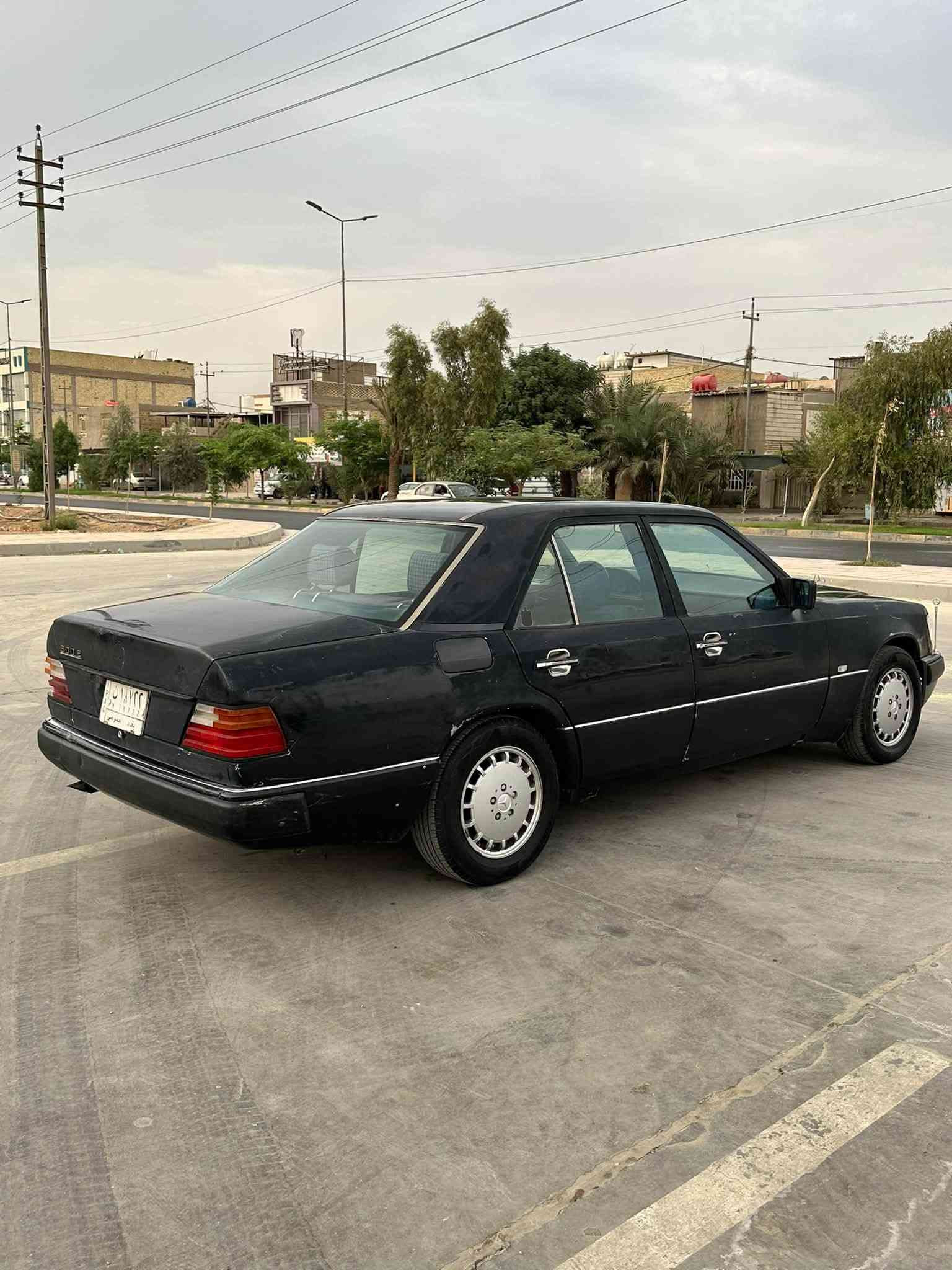 مرسيدس دب • ١٩٩١ • رقم بغداد