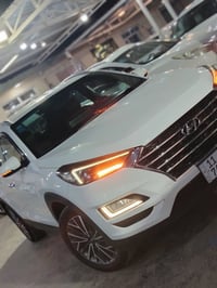توسان 2019خليجي مكفولة من الصبغ بيهه باب مبدل ابلادي بدون صبغ والباقي ...