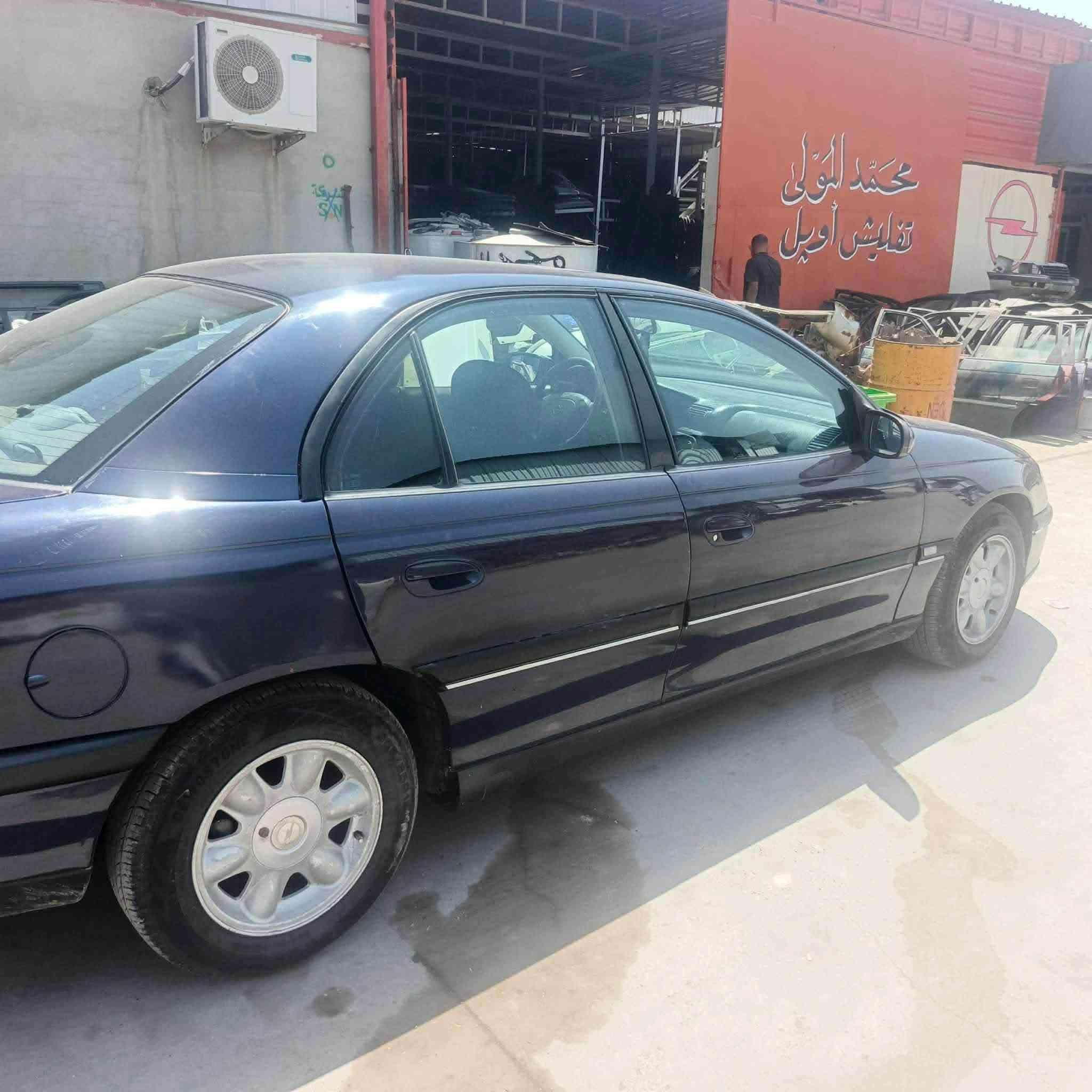 اوبل اوميكا بزون
موديلا ١٩٩٤

محرك حجم٢٠ مسكر

كير اوتو

سنتر لوك شغال تنته شغاله

داخل نضيف السياره بيها صبغ سقف وجاملغات خلفيه  شرط.

طخم شرط

ويل كب وطخم تاير جديد

باتري جديد

تبريد ثلج

رقم نينوى بأسمي تحويل مباشر

عنوان السياره موصل وسعر السياره ٥٠ ورقه

ذكرت جميع التفاصيل الي حاب يتصل علا هاذه الرقم 

*********** واتساب واتصال
