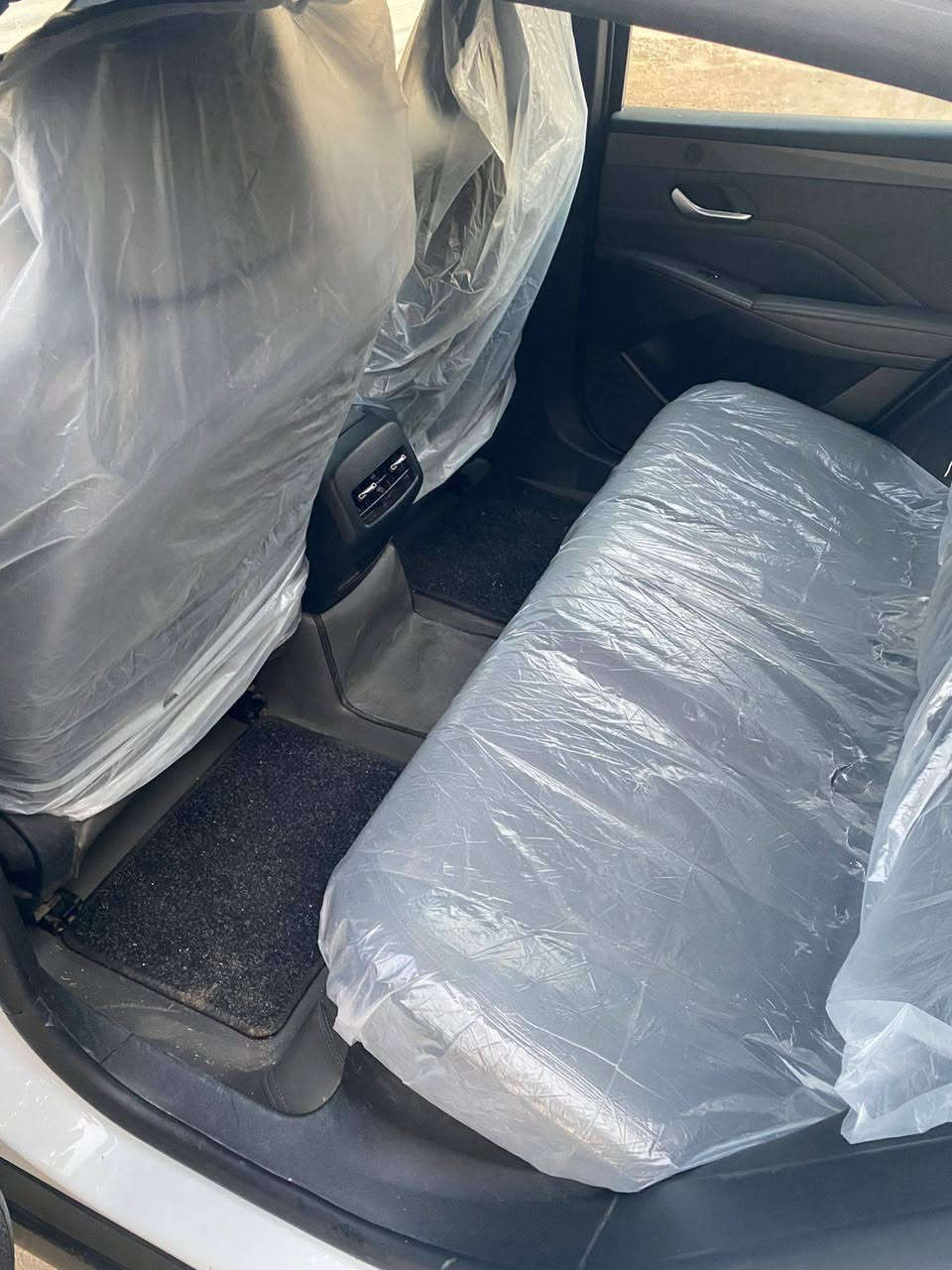 سلام عليكم بيويدي جن بلاص البيع عنوان بغداد
اي ستفسار تصل عله رقم *********** 0788898255
سياره نضيفه أخت زيرو نضافه ٩٥
سعر 18/750
