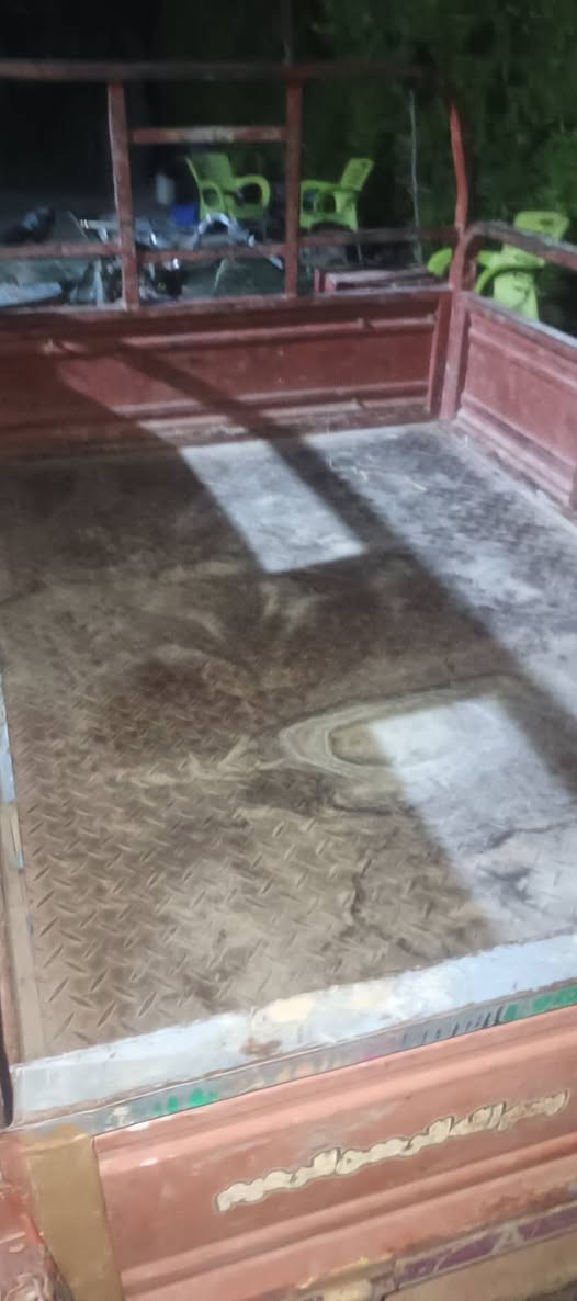 ستوته للبيع نواقص دبلات واكفه والنمره ال٣ طافره بيهه  شاصي كفاله وياله وتايرات نضاف مكينه٢٠٢٠ 
كلك مكفوله عن سرقه  مكاني حله ابو غرق منطقت المهنويه 
السعر ٦٢٥ بيه مجال بيع مستعجل ماكو حجز هسه تعال أخذه 
شغاله تارايك البصرة 

((شاصي كفاله)) 
***********
