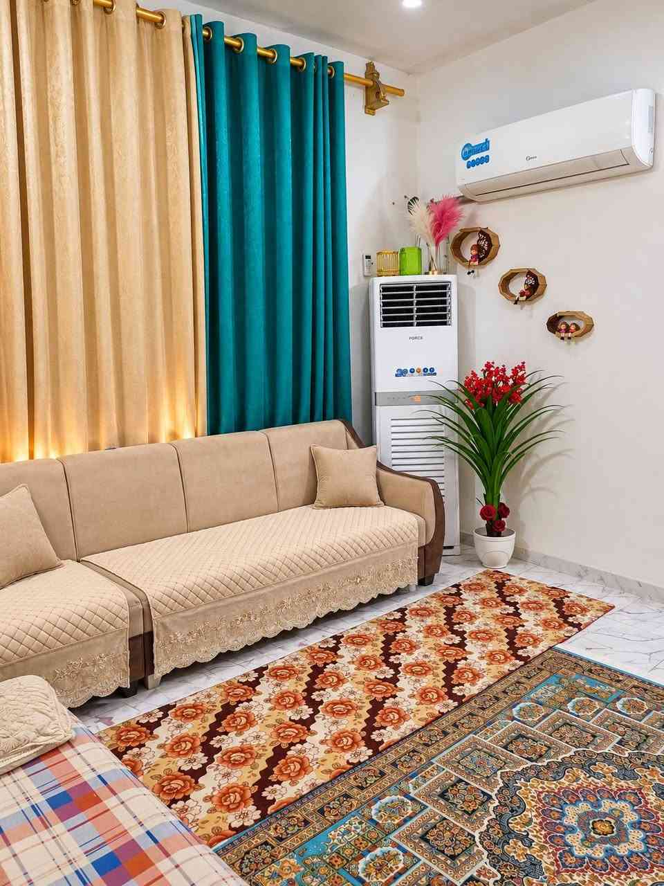 مشتمل • ٢٧٥م • خلف ملعب هشام