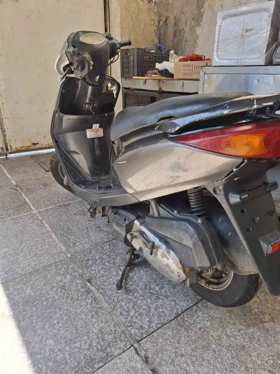 ببغاء محرك مكفول كفرات تجاريه محرك اخرس ناعم اشاير لايت شغالات تايرات جدد السعر 750 بيهه مجال قليل بغداد الامين الثانيه ***********

