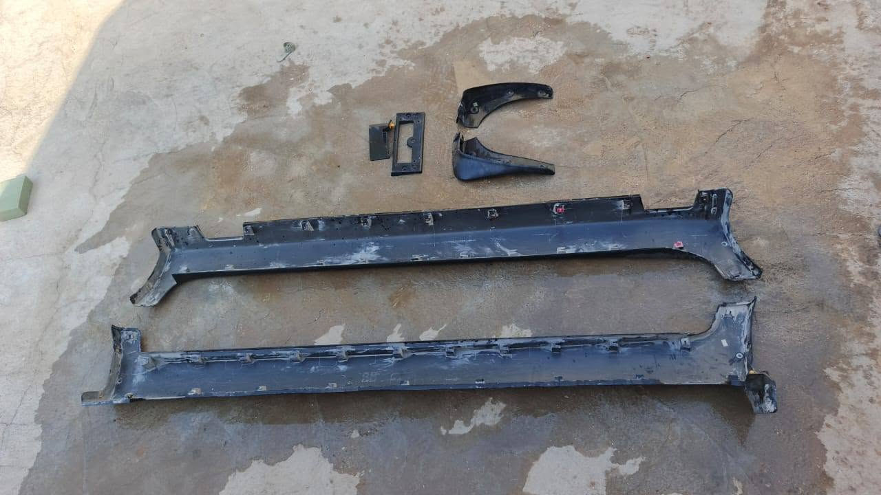 السلام عليكم من رخصت مدير الكروب اغراض سبورتج للبيع نظيفات السعر 300وبيها مجال العنوان واسط قضاء الحي ***********بيه واتساب
