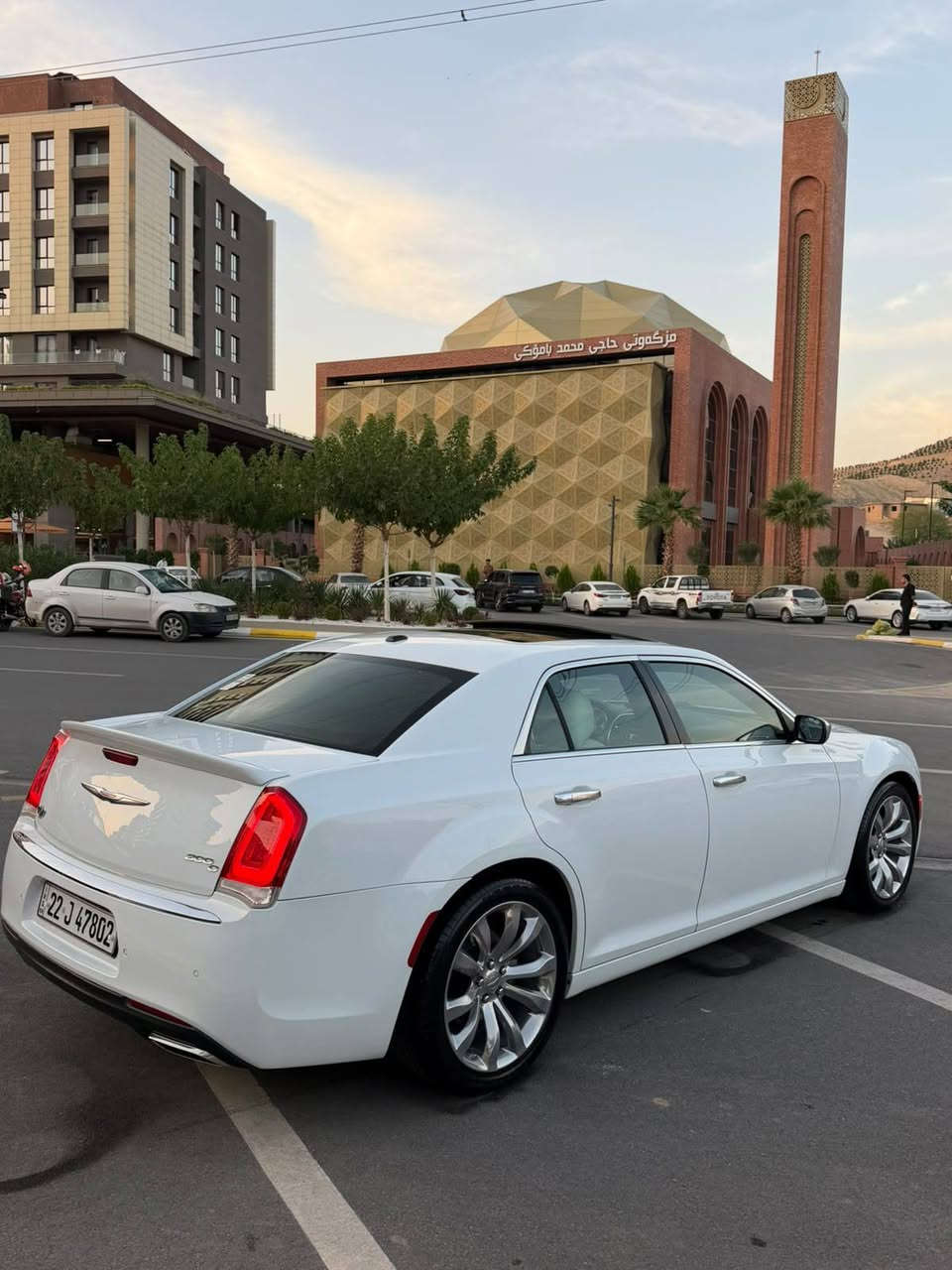 HEMI V8 • بلاتينيوم • ٢٠١٧