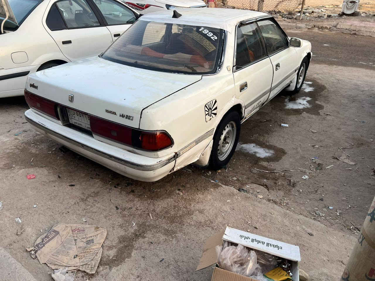 سياره مارك كصيف للبيع موديل 92 مكينه وكير خير من الله تبريد شغال سنويه مامنتهيه كهربائيات كلها شغاله رقمها بصره  السعر 35العنوان البصره  رقم الهاتف ***********
