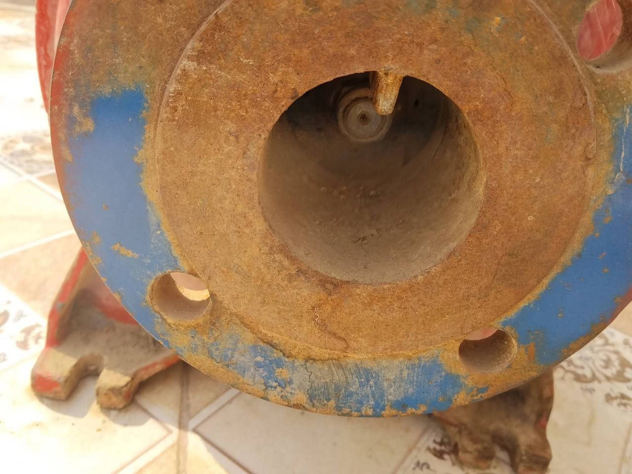 مضخه ماء ما مستخدم شرط 
صناعه إيطاليا 
3فيز 
السرعه..2900دوره في الدقيقه
الجديد مليون وربع 
متوازي وريده 750وبي مجال 
المو شراي لا يكسر بسعر ويشلع كلبي 
المكان ناصريه الشطره العمار 
غير متواجد ع الفيس
‏‪***********‬‏
