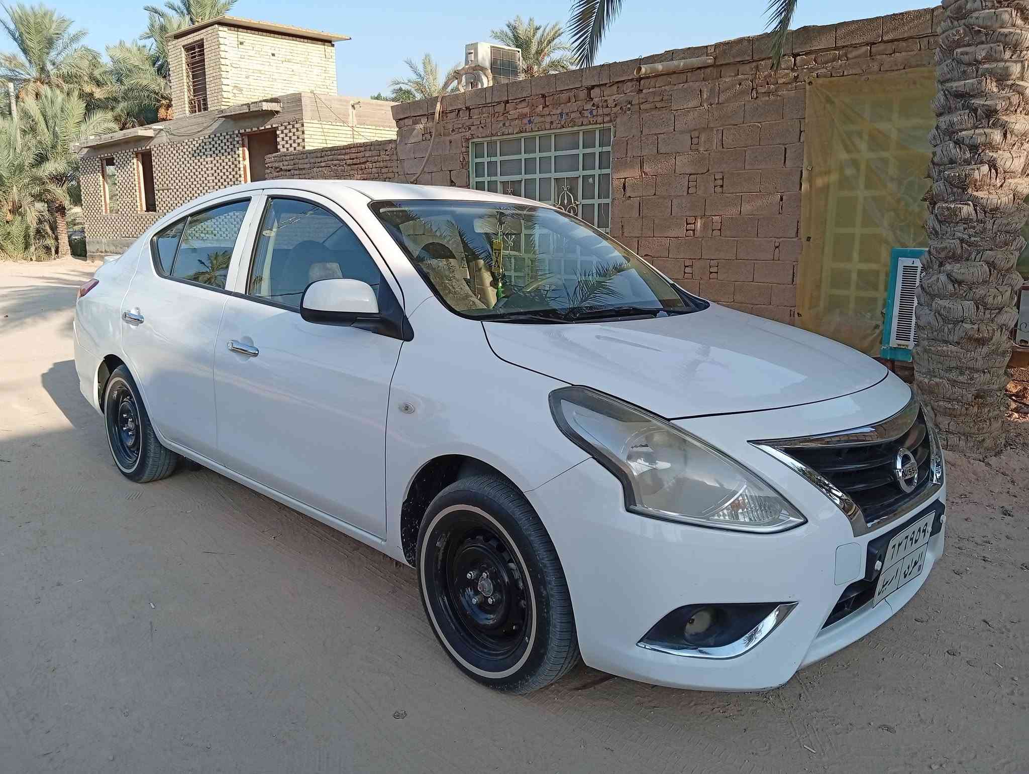 نيسان صني هندي موديل 20كفاله لاصبغ ولافتح تريدثلج تخم كيرمكينه بلكارتون  تايرجديدابوالخطه ماشيه 90الف سياره جاهزه المكان نجف كوفه السعر 97اوبيه مجال قليل ***********
