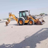 حفارة للايجار • حفر منهولات • رفع انقاض