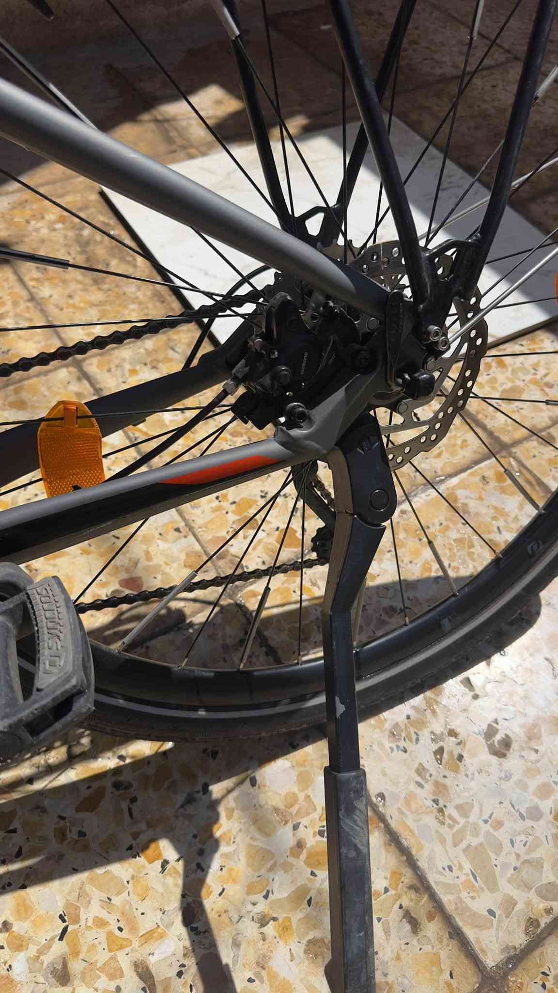 للباحثين عن القوة والتميز
وحش الترحال السويسري 
SCOTT SUB Sport20
عقرب خلفي SHIMANO DEORE XT
وباقي السستم SHIMANO DEORE
اطارات SCHWALBE GREEN COMPOUND 28
ويل SYNCROS طبقتين
دواسات SYNCROS
مقابض SYNCROS
بريكات SHIMANO هايدروليك
بوري سرج دبل RCX
سرج SELLE ROYAL
دبل امامي SA SUNTOUR NEX تحكم فتح وقفل
وايرات دفن
لايت وبكلايت داينمو 
قياس الدراجة M
مع سيباية مدمجة مع الجاملغ بلادي من الشركة 
نضافة الدراجة 99‎%‎
للأستفسار *********** واتساب
او المراسلة عبر الماسنجر
