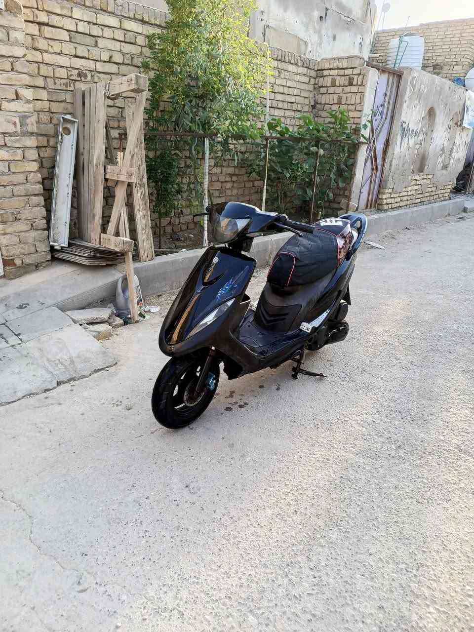 ماكس عدله جاهزه وكامله كله شغال سلف هندر كهربأيات شلعه ومشي ونعومه سعر 550 وبيه مجال دراجه كلش حلوه مكاني ناصريه مركز حي تضحيه رقم الهاتف *********** بيه واتساب الشراي يتصل ويدلل
