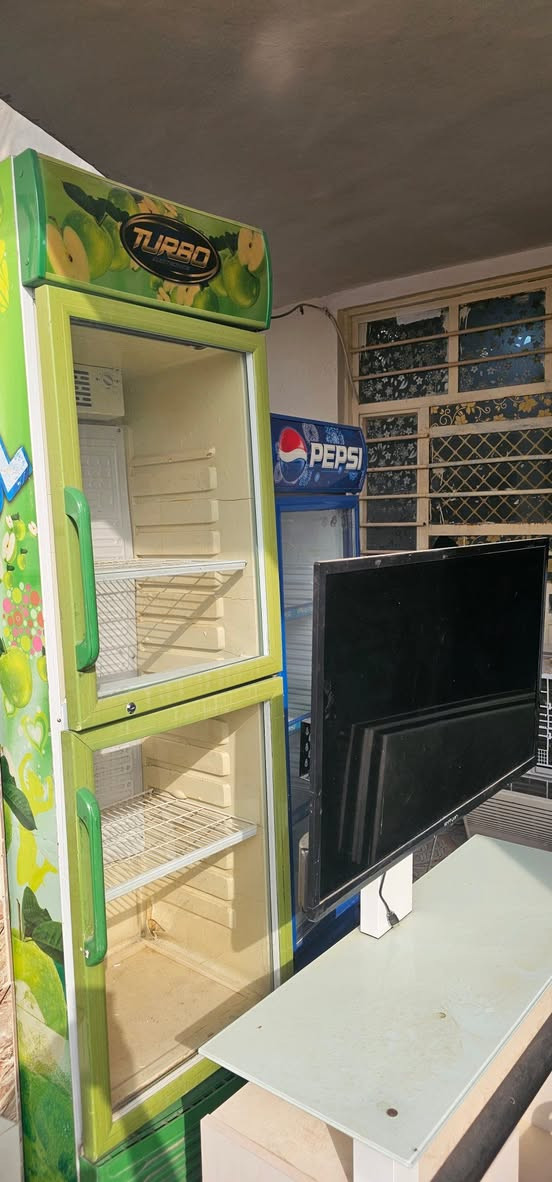 جالاكسي A52 • موبايل • بدون تفاصيل