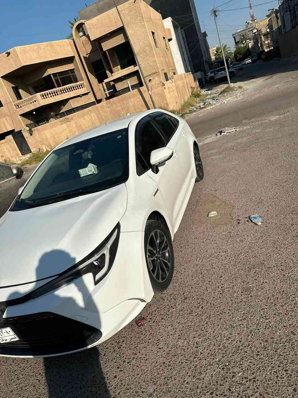 السلام عليكم  كورلا هايبرد  ياباني مكينة ١٨٠٠. بيضة  حادثها جنطة بيهة صبغ ربع جاملغ خلفي وبينة مكانات بارد ماشية ١٨ الف. دخول جديد تترقم جميع المحافظات   سيارة جديدة كلش.  مكاني بغداد. زيونة ***********
