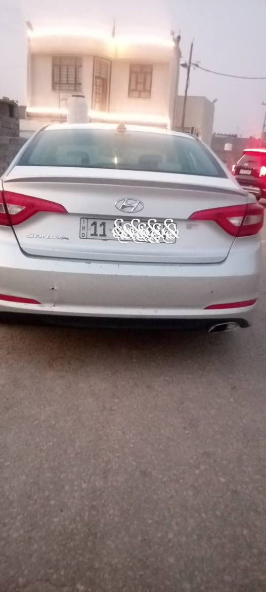 من رحصت الادمن سوناتا للبيع  موديل 17امريكي جي تي اي مكينه كير مكفول  مو صفات نص فول حث امريكي جاملغ خلفي بصيط جدن بدون إرباك  سليم بيهه تبديل بيبان  ثنين جعت السائق او جاملغ طبق الاصل بيهه داخل تكمه اماميه قليل. تصليح بدون اي كص او جارده جهت السائق  او اني صبغتهه صفحه صايق كلهه اثر جراد فقط أو قماره جارده  مغلفه بدون اي صبغ بنيد شوي مرشوش منه قليل  تخم تاير حداديه زينه سياره جاهزه دوشمه جديده رقم بغداد إنكليزي تحويل مباشر سنويه تنتهي 30 السعر 88 بيهه مجال للبيع او مراوس حسب القناعه مكان بابل المسيب اي استفسار اتصل ***********.
