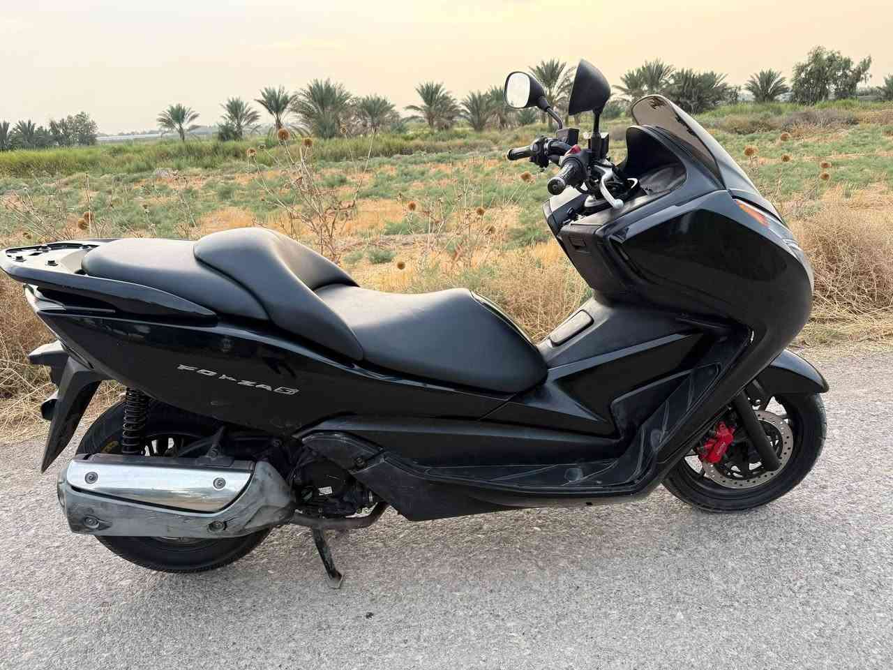 فورزة • ٣٠٠ • هوندا