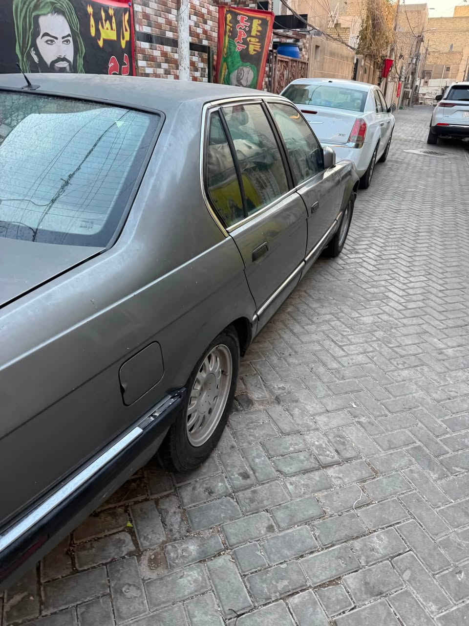للبيع Bmw730
موديل ٩١ رقم نبار
سياره محرك ٣٠ اصل ٦ سلندر 
محرك كير شغال ١٠٠/١٠٠
حداديه جديده امامي خلفي 
تبريد شغال ثلج شرط ويه السويح 
موصفات 
سلايد رووف طكيتن 
كشنات مخمل  
 بنكه كهربائيه وي سويج  
هوك خلفي موجود  
زراك امامي 
سياره  اي نقص مابيها  مال جناي  
السعر 48$ 
مكاني مدينه الصدر 
للاستفسار الاتصال على الرقم ***********
