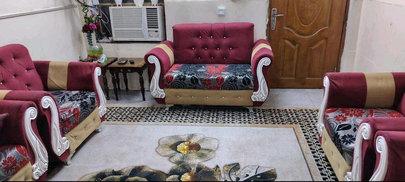 السلام عليكم عيني هذا تخم للبيع سعره 250 وبيه مجال عنوان الغزاليه ***********