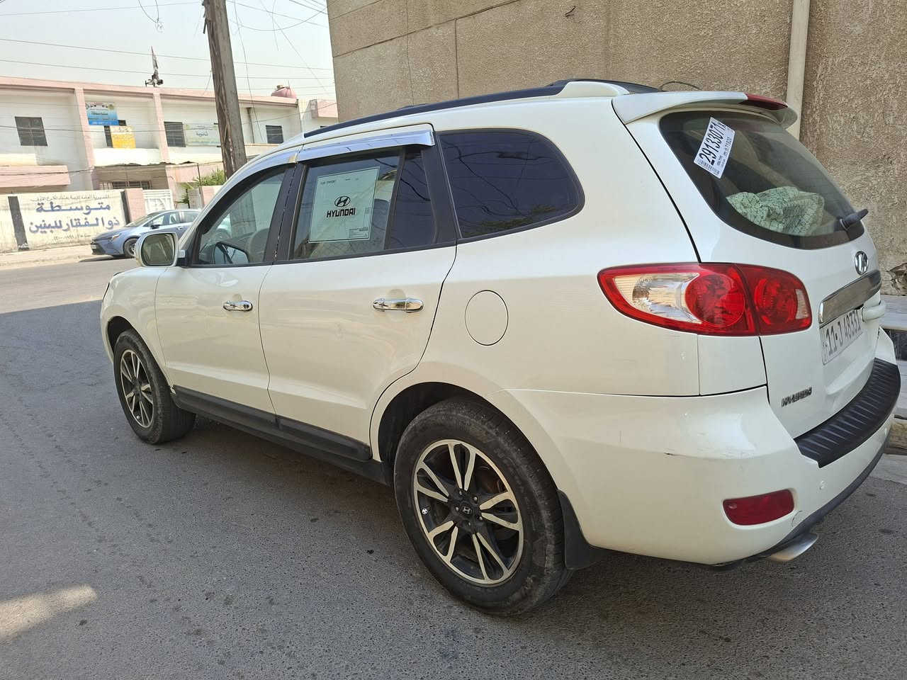 سنتافيا موديل ٢٠٠٩ رقم بغداد جديد  خليجي  فول مواصفات فتحه سقف كشنات تدفئة وتبريد داخل جلد اسود شاشه وكامرة دوارة ٧راكب ٦سلندر ٢٧٠٠ ٣قطع تبريد مريي شفط فور ويل كراسي كهرباء بيهة قطعتين صبغ فقط بدون حادث اثر شخط مكفوله من اتبديل او اتعمير رش فقط تخم تاير وتدرين جدد كير ومحرك وتبريد مكفولات مكاني بغداد الغزاليه 
السعر ١٠٧
رقمي ***********
