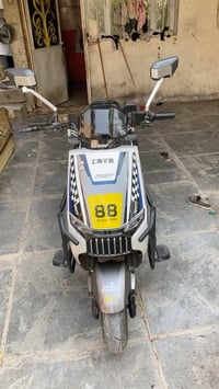 دراجة كهربائية • للبيع
