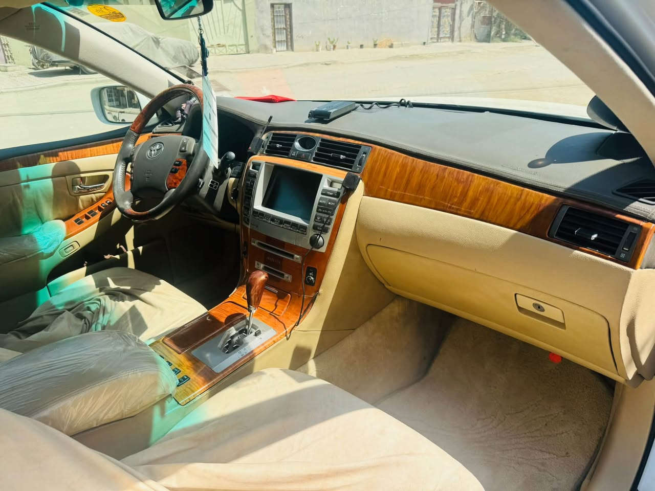 ماجيسته موديل 2005
رقم بغداد قرار 48بأسمي
تحويره نجف كامل مع البريك فقط كفر الدشبول امارات
فول بطن عدا الفتحه
سياره (كصه قماره فقط)
السعر 150وبيه مجال
 استفسار اكثر ***********
مكاني نجف /مناذره
