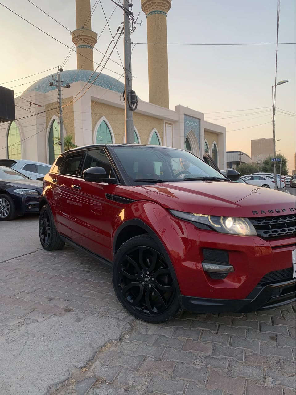 🔺Range Rover Evogue 2015🔺
▪️كلين ، بێ سبوغ بێ لێدران 
▪️خليجي سفر شەریکە سەردار
▪️دوو جێگای تەعدیل بێ سبوغ 
▪️بێ ژورێ بێ ئێڕباگ 
▪️مەکینەی V4 ی ٢٠ ی تۆربۆ 
رەقەم هەولێر سەنەوی کۆن 
▪️٥٤ هەزار میل رۆیشتییە 
▪️مواسفات فول جلد ماوس بانوراما 
▪️سەیارەکە نموونەیە لە جوانی ،ماڵی دۆستە
▪️سعر / 145 وەرقە
شوێن / هەولێر
*********** واتساب أربيل, العراق
