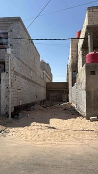 القبلة • ١٠٠م • واجهة ٥م