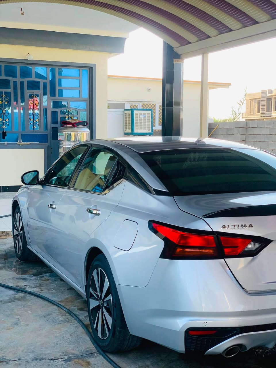2020
SL

فول مواصفات ١/١ 

مكان ديالى شهربان 

صور الحادث 👇🏻

***********

نص مكتوب في الصور:
- 51422680