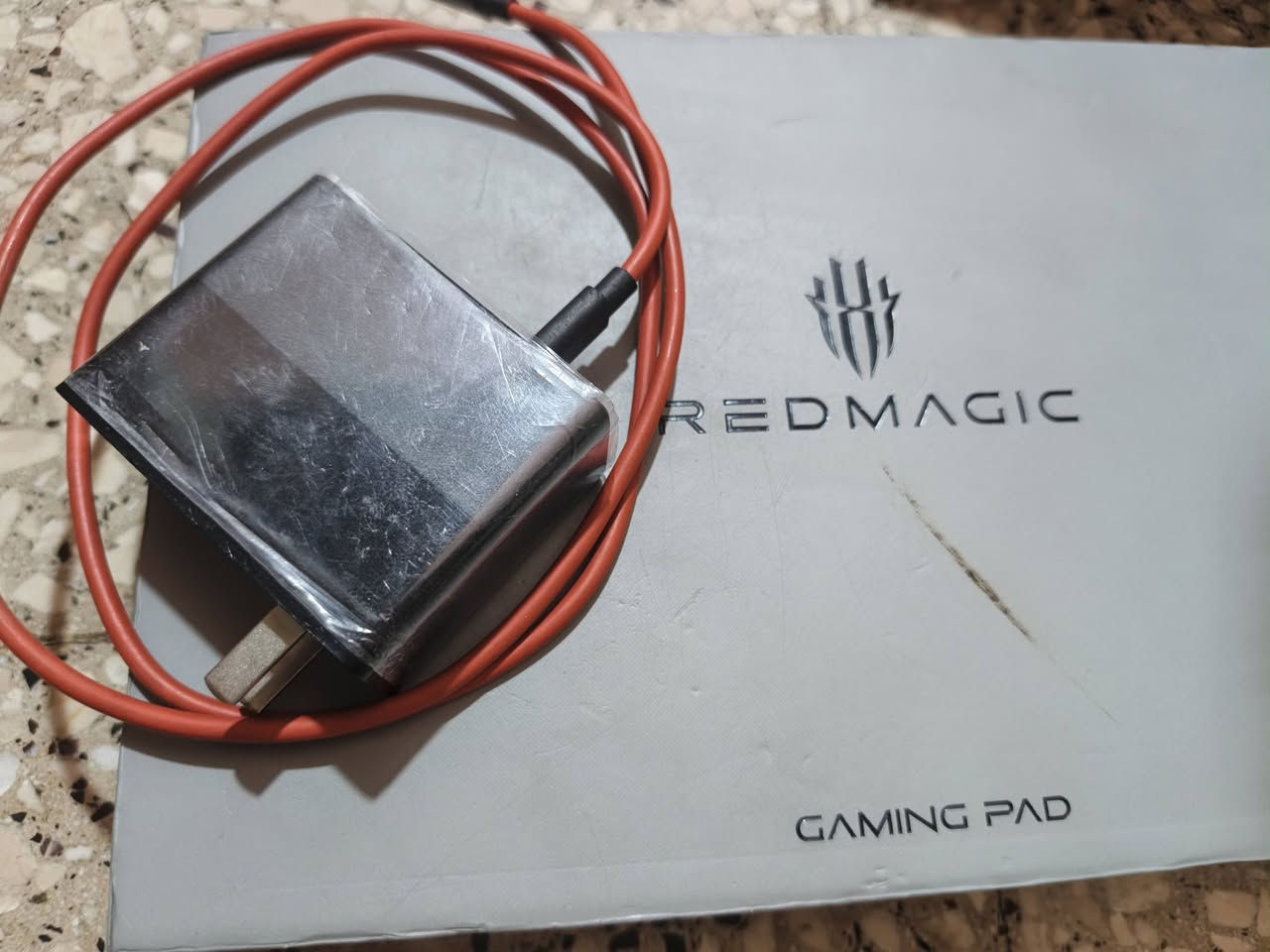 يالله سلام عليكم
ايباد ريد مجك REDMAGIC
للبيع مستعمل قليل جدا نضافه 100%
سبب البيع محتاج المبلغ 
مواصفاته معروفه وكلش عاليه 
سعر 800 بي مجال بسيط 
اني اخذته قبل شهر بمليون
***********
الرمادي الملعب
