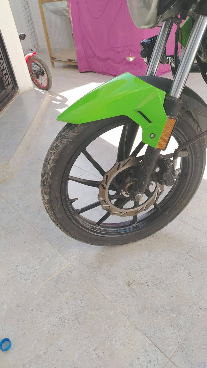 اعاده النشر بسبب الوعود الكاذبه هيومه مسجل لوحات وسنويه موديل 2023 السعر مليون و ١٠٠ وبي مجال للشراي بيع مستعجل للاستفسار ***********
