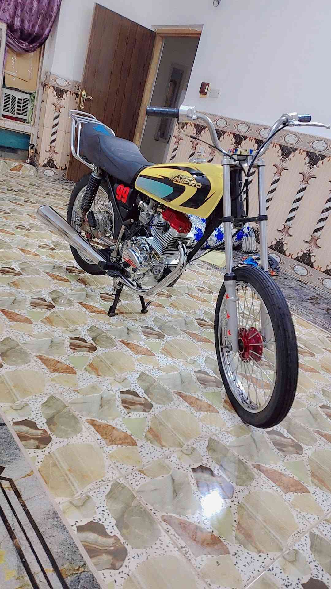 ياالله شباب دراجه للبيع موديل 2020 نامه اوراق اصولي شرط بوجهك للترقيم الدراجه نضافه فول بس متروكه مافارقلهه بل دوام شاصي واوراق شركه شرط والدراجه شوفت عينك السعر خاص او اتصل ***********
